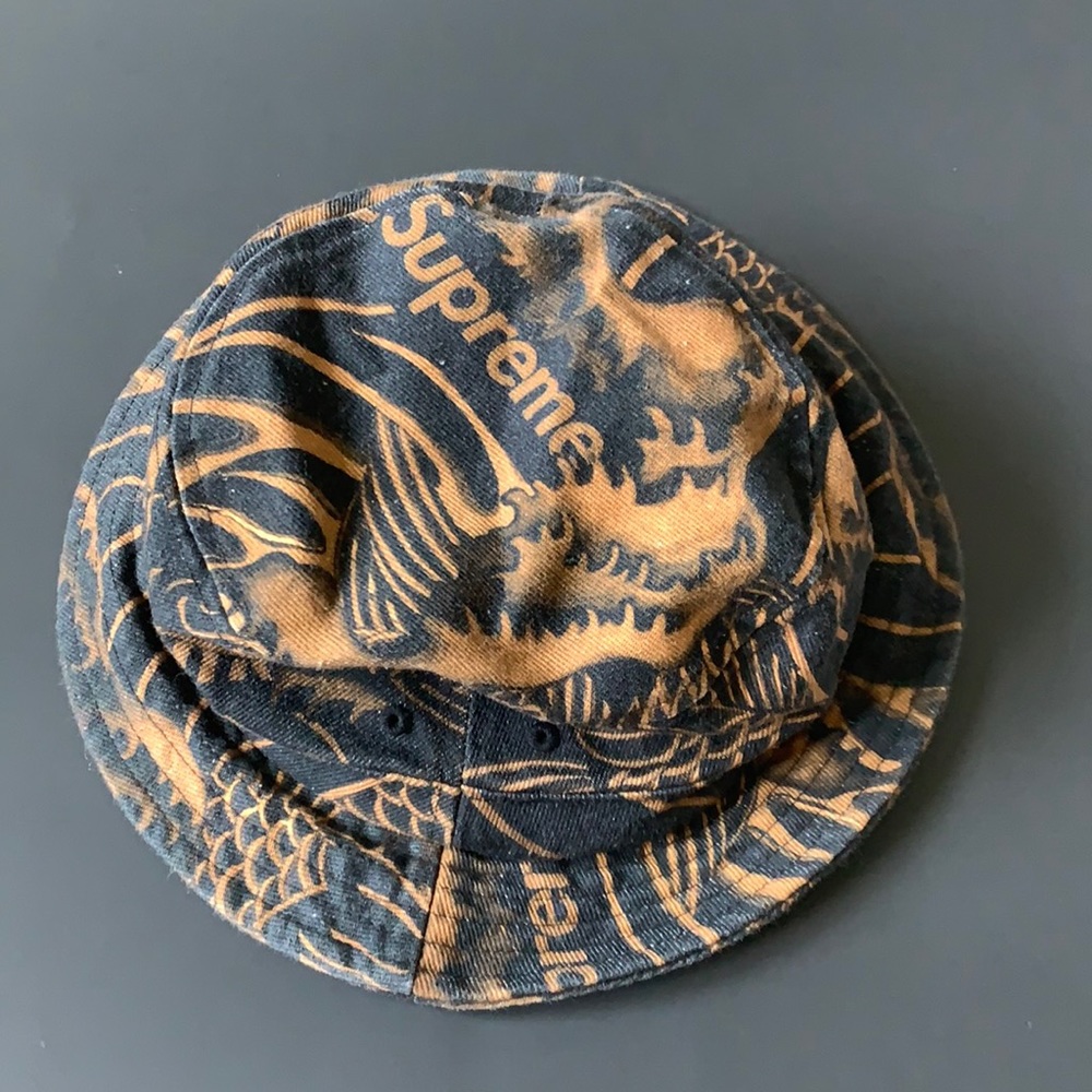 Supreme Bucket Hat